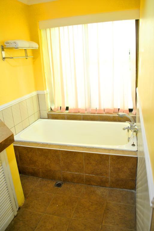 Leyte Park Resort Hotel Tacloban Pokój zdjęcie
