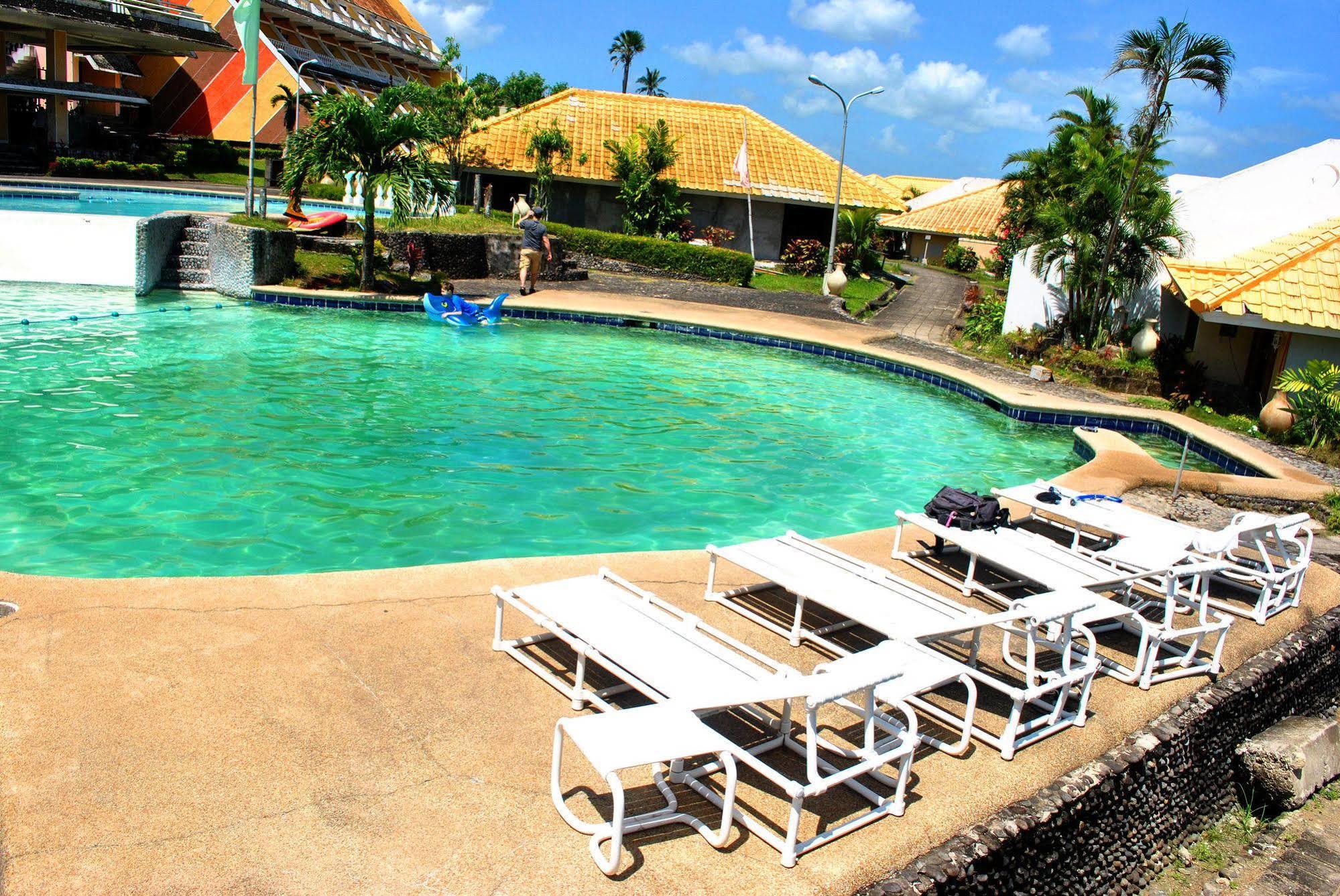 Leyte Park Resort Hotel Tacloban Zewnętrze zdjęcie