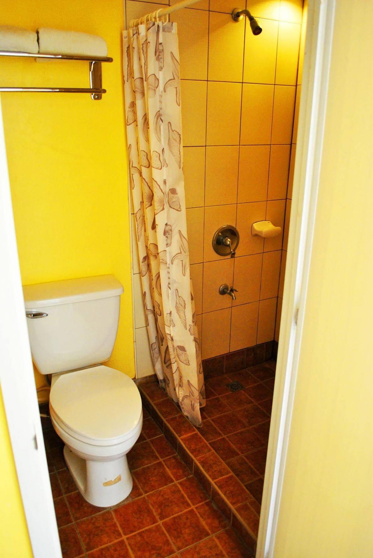 Leyte Park Resort Hotel Tacloban Zewnętrze zdjęcie